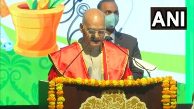 राष्ट्रपति रामनाथ कोविंद ने बेंगलुरु के राजीव गांधी स्वास्थ्य विज्ञान विश्वविद्यालय के 23वें वार्षिक दीक्षांत समारोह में