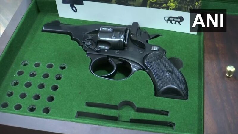 ब्रिटिश आग्नेयास्त्र निर्माता Webley & Scott ने,Made-in-India MK-IV revolver किया लांच-