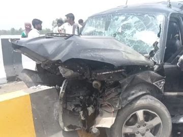 scorpio accident